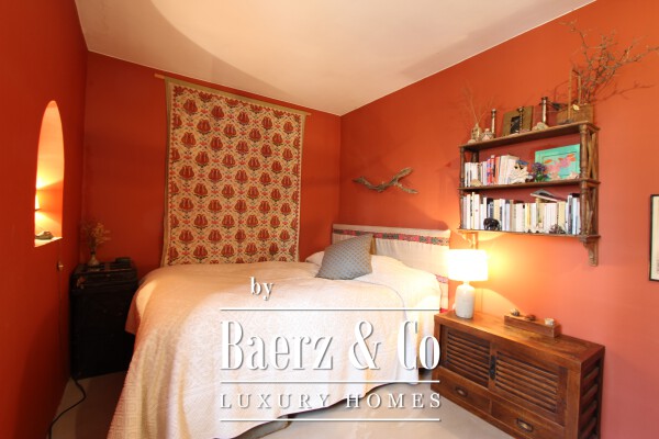 photo 49 Historic manor house overlooking Mont Ventoux