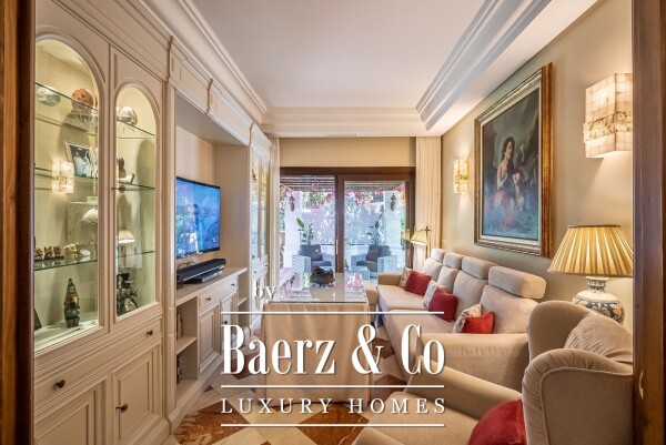 photo 12 Villa - Marbella East - Ref: 8192