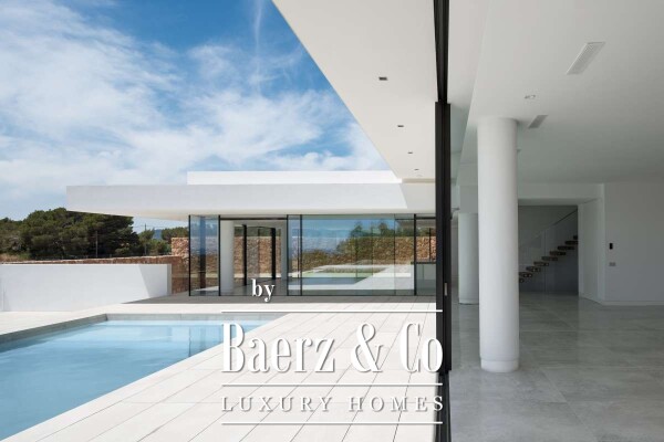 photo 16 Beautiful luxury home in Cap Martinet, Cap Martinet