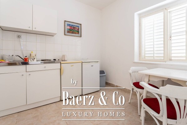 photo 25 Drvenik, exceptional property – multi-apartment house in the first row to the sea