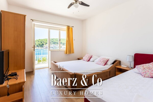 photo 28 Drvenik, exceptional property – multi-apartment house in the first row to the sea