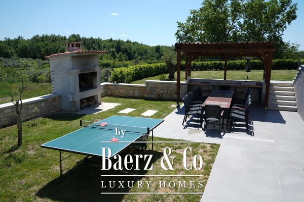 photo 64 Istria, Poreč, luxuriously renovated old school