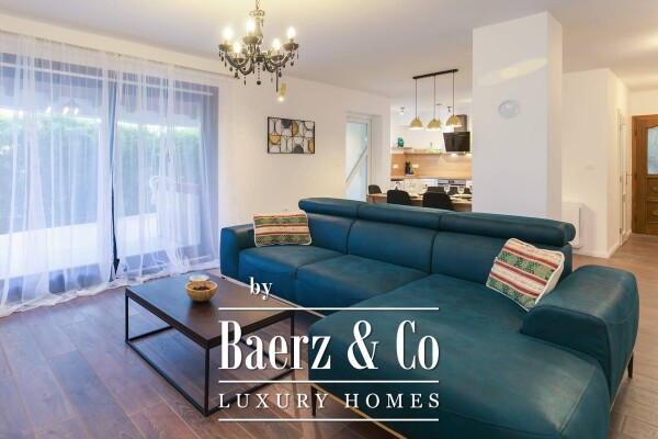 photo 2 Istria, Antonci, a stunning house with 3 apartments, a pool and a sea view