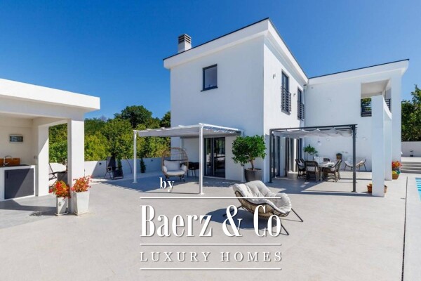 photo 26 Kanfanar, a luxury house with a sea view