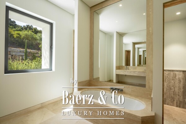 photo 21 Villa - Estepona West - Casares - Ref: 8332