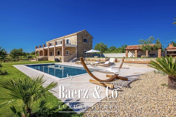 photo 9 Zadar, Murvica, spectacular stone villa with tennis court and swimming pool