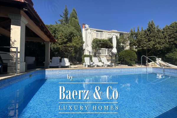 photo 8 Korcula, beautiful Dalmatian house by the sea with pool