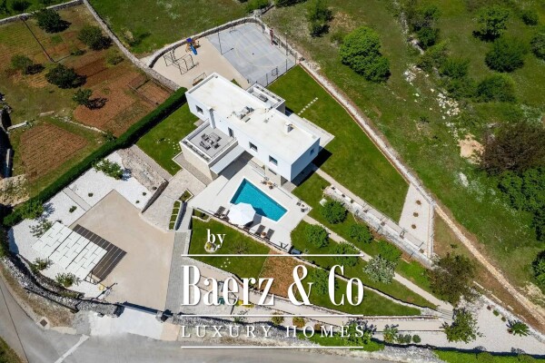 photo 4 Trilj, Ugljane, beautiful villa with pool