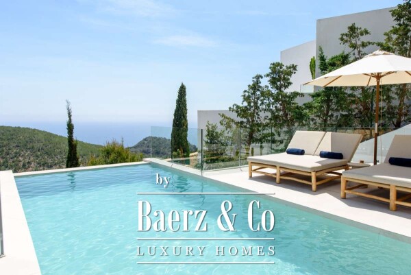 photo 10 Beautiful luxury home in Roca Llisa, Roca Llisa