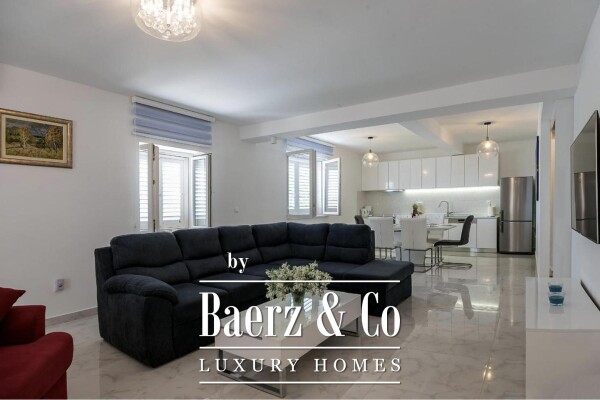 photo 12 Brač, Donji Humac, three charming buildings with a swimming pool on a plot of 1780m2 ​