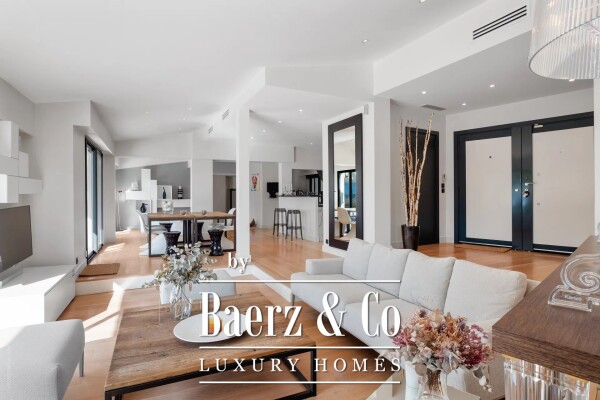 photo 14 Magnificent Californian Villa Offering  Breathtaking View