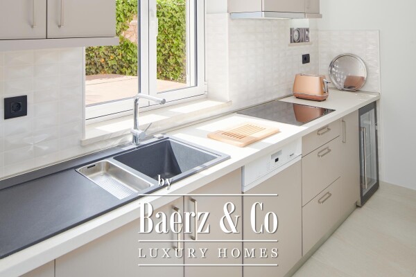 photo 5 Opatija, Center, Nova cesta, luxurious five-room apartment NKP 164.7m2