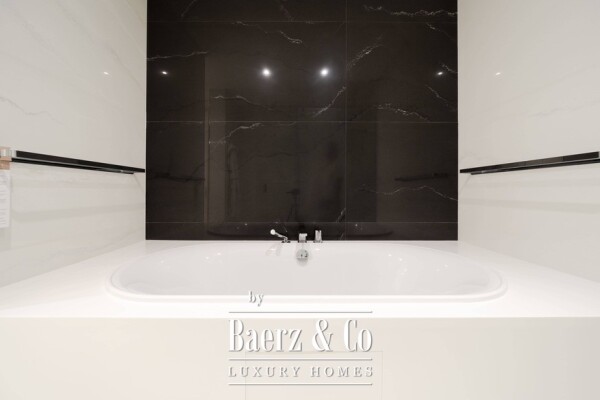 photo 24 Luxury Apartment in Hotel in Budva