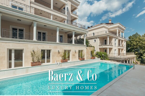 photo 13 Seaview Three Bedroom Apartment in Luxury Complex near Marina