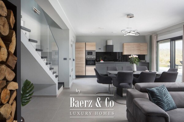 photo 12 Istria, Vodnjan, beautiful NKP villa 250 m2 on a large garden with a pool of 78 m2