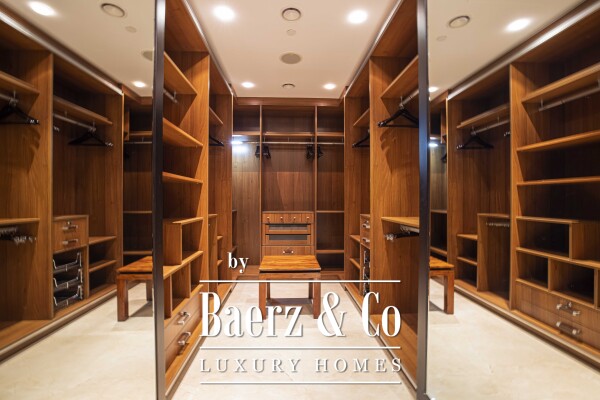 photo 21 HIGH FLOOR | MOST SOUGHT AFTER TYPE