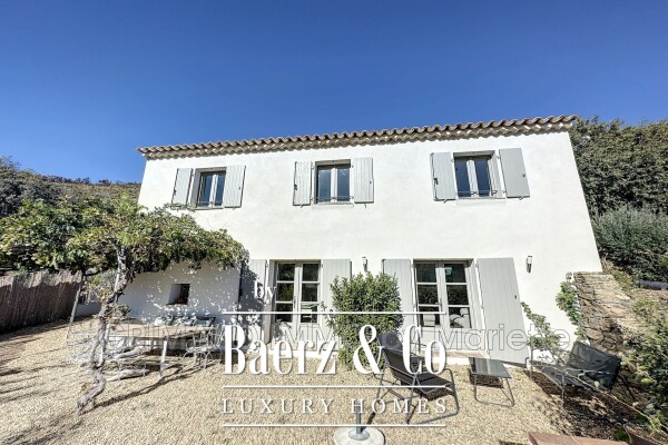 photo 5 Charming house with pool and studio, open view of the countr