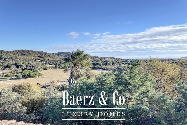 photo 5 Grimaud, France