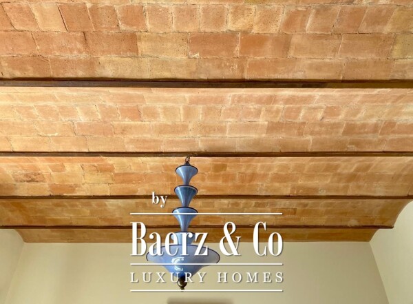 photo 26 Absolutely Luxurious: Brand New Prestigious Apartment in a Classified Finca Regia