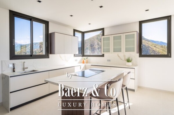 photo 36 Villa - La Quinta - Benahavis - Ref: 8457