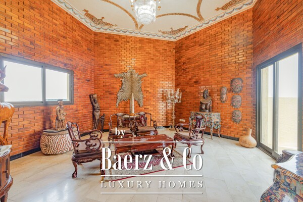 photo 7 ROYAL PALACE | COMMERCIAL POTENTIAL READY