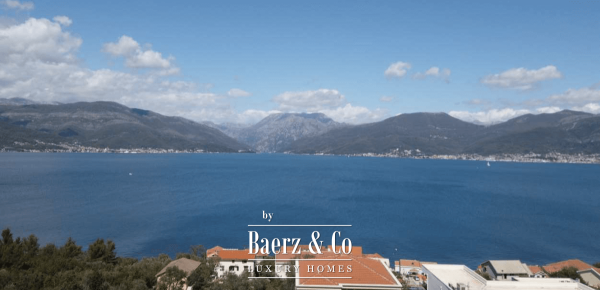 photo 5 Modern Two Bedroom Apartment with Seaview in Tivat