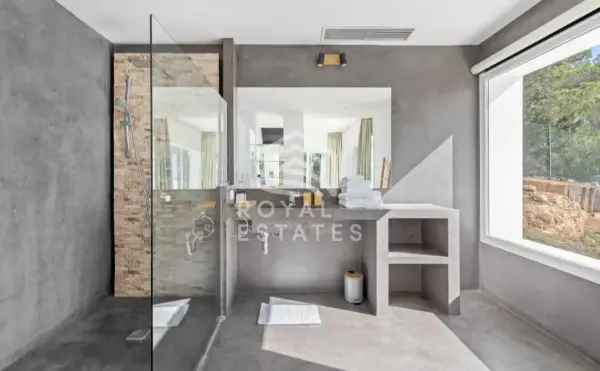 photo 7 Beautiful luxury home in Cala moli