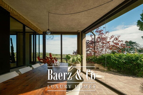 photo 5 Villa for sale 210 m²