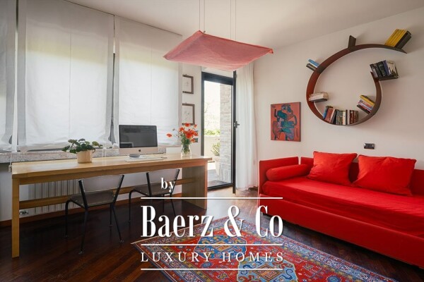 photo 42 Villa for sale 210 m²