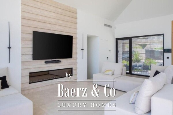 photo 11 The island of Brač, Sutivan - a modern villa with a beautiful view