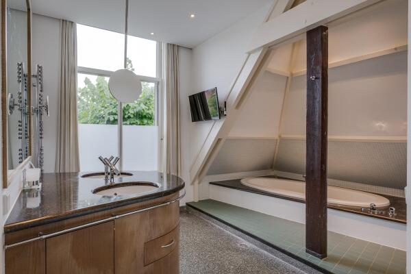 photo 45 Hoge Rijndijk 320