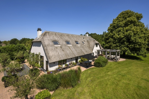 photo 10 De Zonneroos – luxe, privacy en eindeloos genieten.