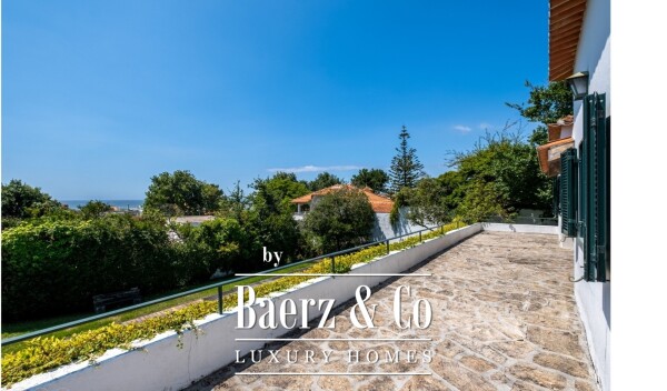 photo 4 Villa with wonderful sea views