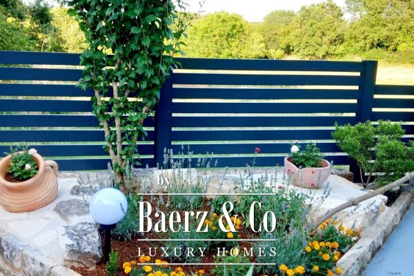 photo 9 Rovinj, Rovinjsko Selo, elegant, luxurious house 380 m2 with 4 residential units and a beauutifu...