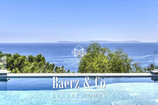 photo 1 Property with panoramic sea view at Rayol-Canadel-Sur-Mer