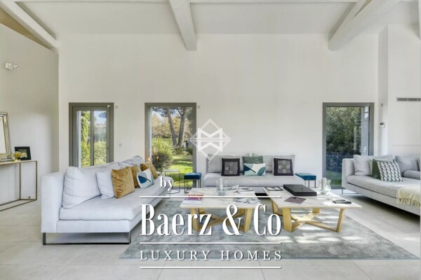 photo 4 Modern villa by foot from the beach