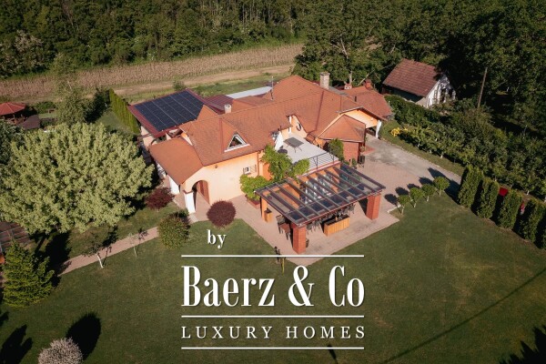 photo 17 Vinkovci, Marinci, Exclusive villa with swimming pool, GFA 558.64 m2, on a plot of land of 7270 m2