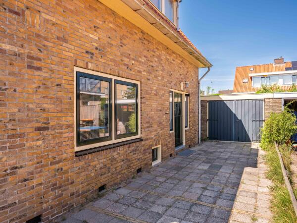 photo 38 Kerkstraat 15