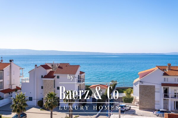 photo 1 Podstrana, house with four apartments, 340m2