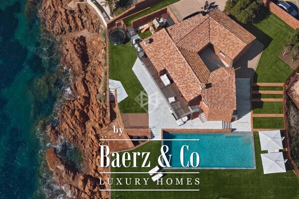 photo 6 Contemporary waterfront villa