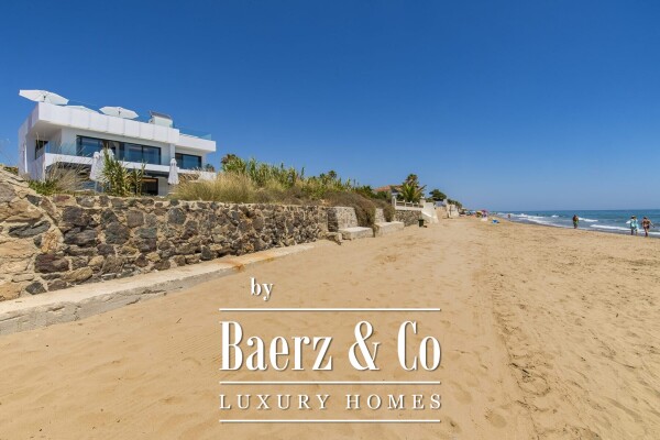 photo 1 Villa - Marbella East - Ref: 8617