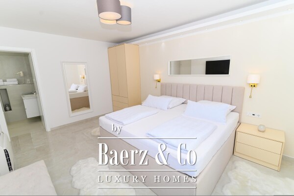 photo 16 Omiš, elegant villa with three apartments and open sea view