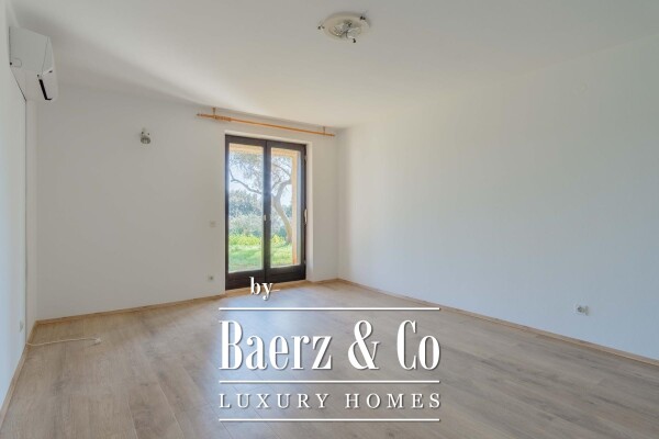 photo 29 Istria, Pula, Pješčana Uvala, attractive villa first row to the sea