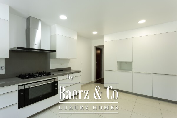 photo 14 Detached house with swimming pool, in Bairro da Martinha, Estoril