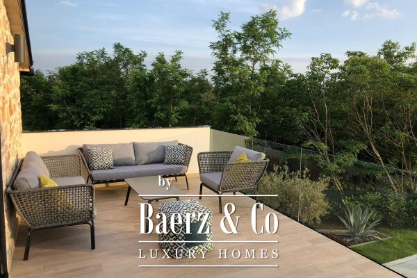 photo 19 Umag, beautiful istrian villa with sea view and building land of 1650 m2