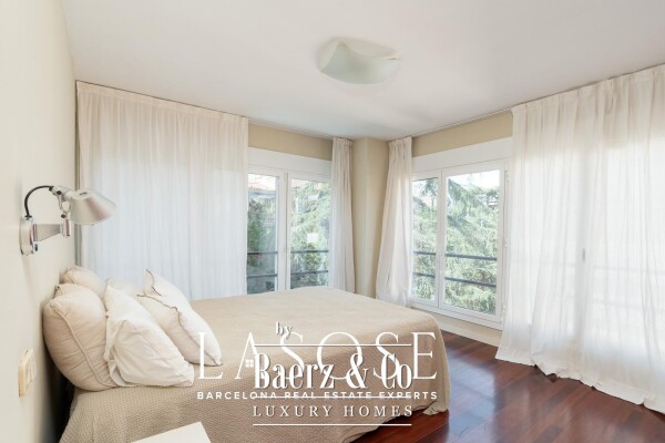 photo 16 Barcelona, Les Tres Torres