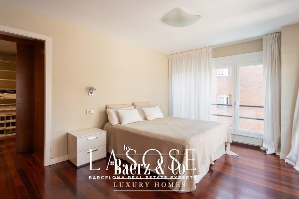 photo 17 Barcelona, Les Tres Torres