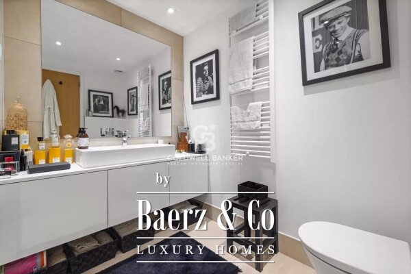 photo 8 Exceptional Apartment with Panoramic Sea View in a Prestigious Residence – Cannes Californie