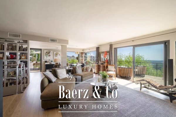 photo 4 Panoramic sea view