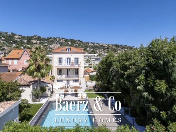 photo 2 10 minutes from Cannes - Renovated Belle Époque villa with sea view and walking distance to beaches